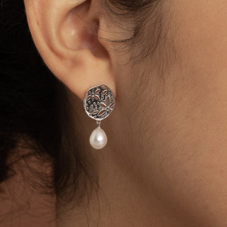 Dangling Pearl Hollow Out Orchid Studs