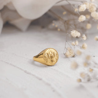 Lotus Beaded Signet Ring