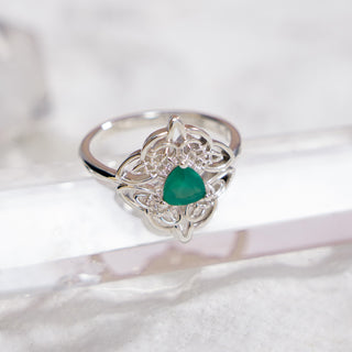 Dara Knot Chrysoprase Ring